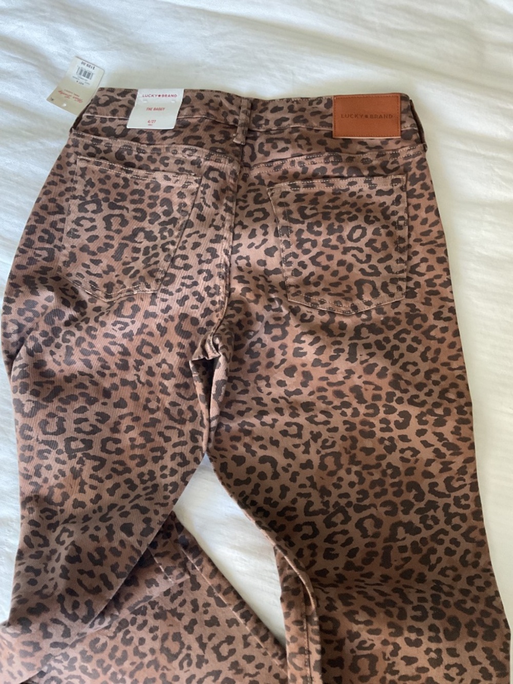 NWT lucky brand, leopard print jeans. - Picture 2 of 2